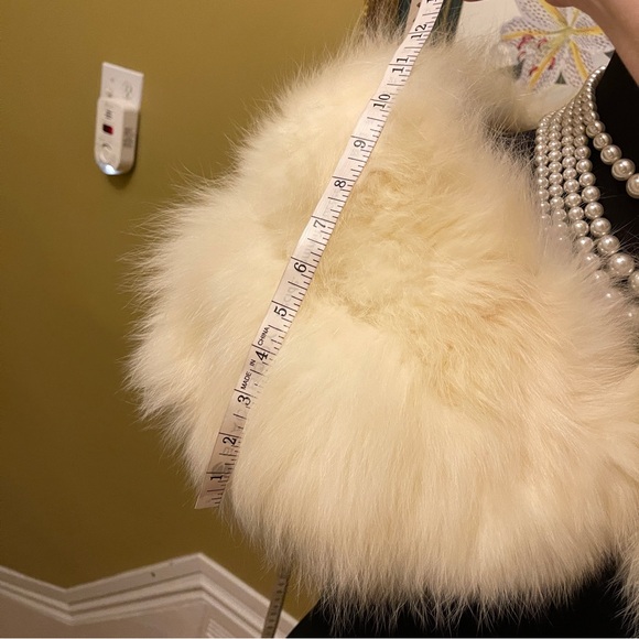 Fur stole - Picture 5 of 9